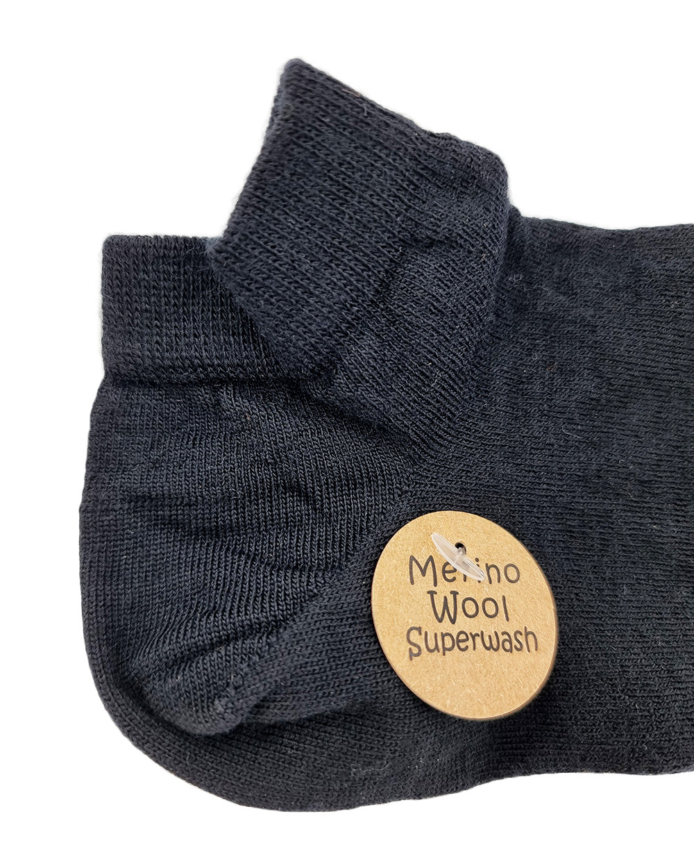 Short socks made of merino wool, black.