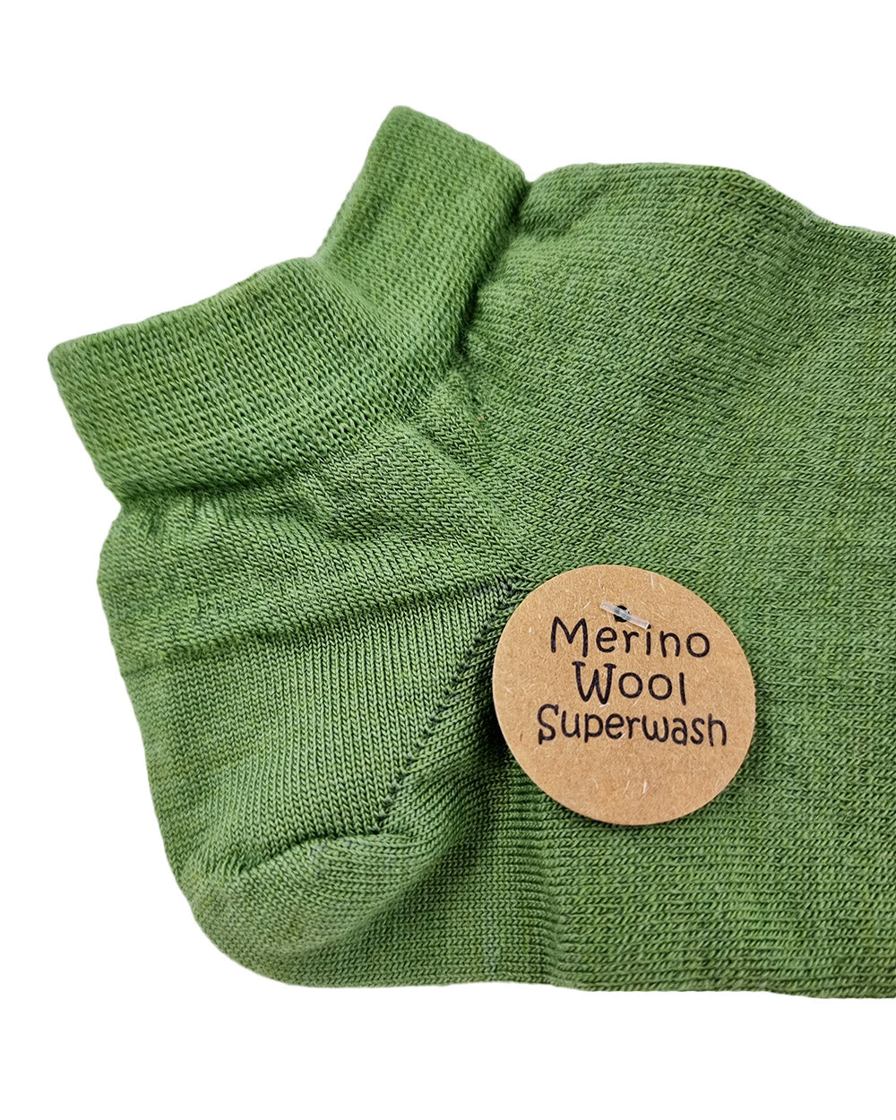 Short socks made of merino wool, green.