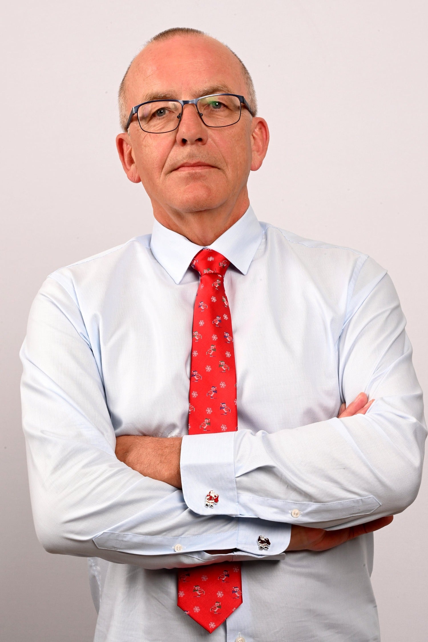 Cravate de Noël "Pingouins sur la patinoire"