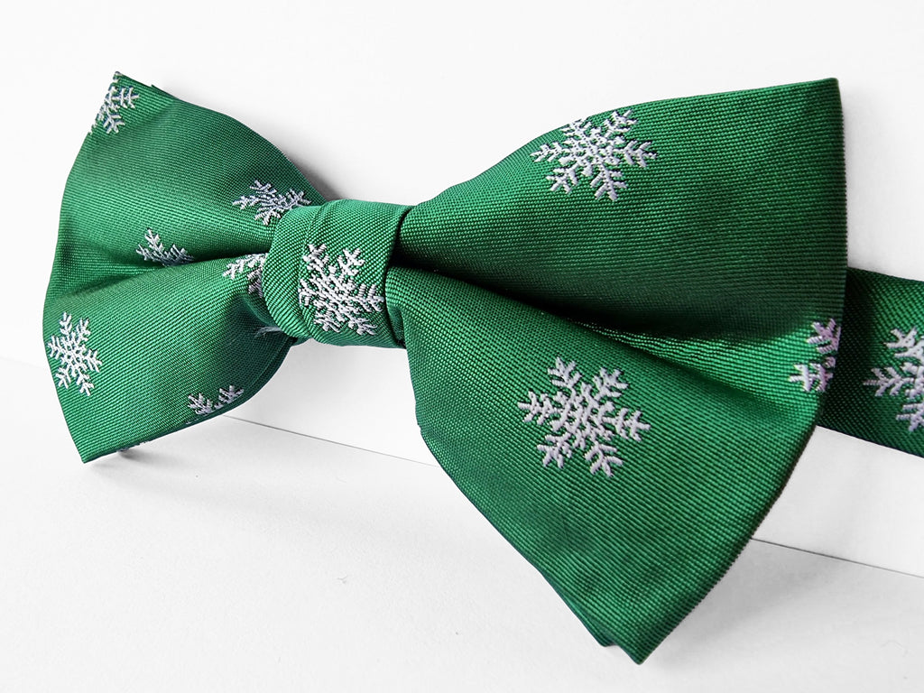 Christmas Bowtie "Snowflakes"