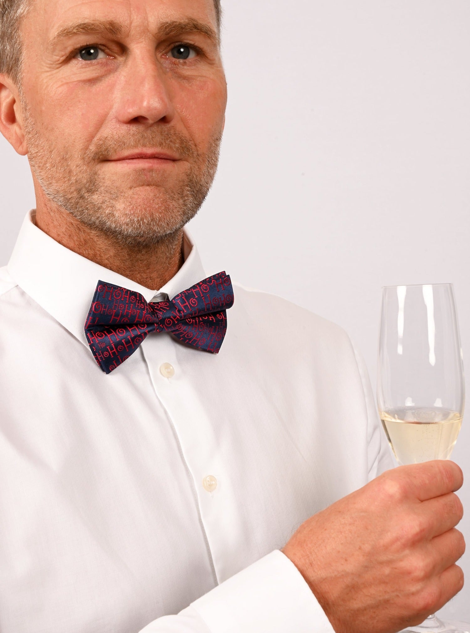 Christmas Bowtie "Ho Ho Ho"