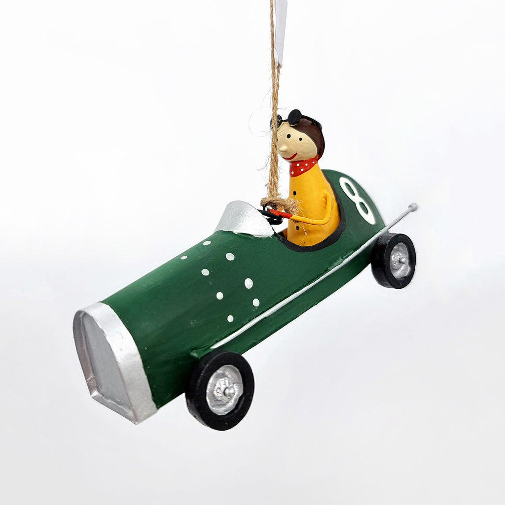 Racing car